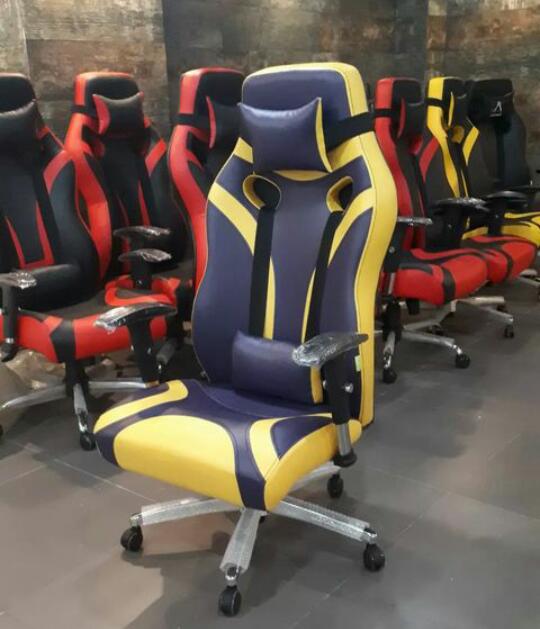 صندلی کارشناسی